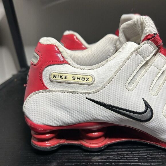 Nike Shox JX Sz 11 Leather White University Red Mens Running Sneakers 378341-110 - Picture 2 of 16